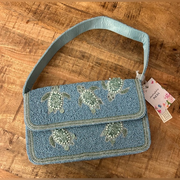Turtle Beaded Bag - Picture 1 of 7